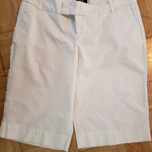 Wossino women's shorts 2 pair size 6 - Picture 3 of 4